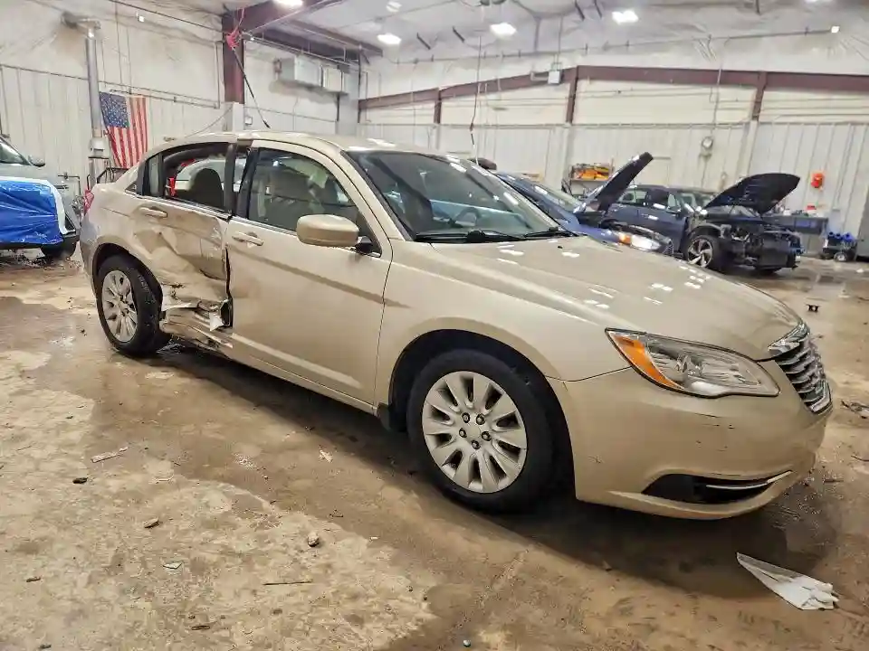 1C3CCBAG4EN103805 2014 CHRYSLER 200-3