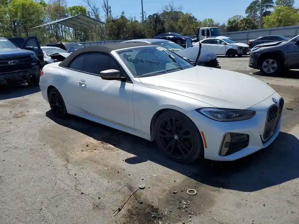 WBA63AT02NCK18124 2022 BMW M4-3