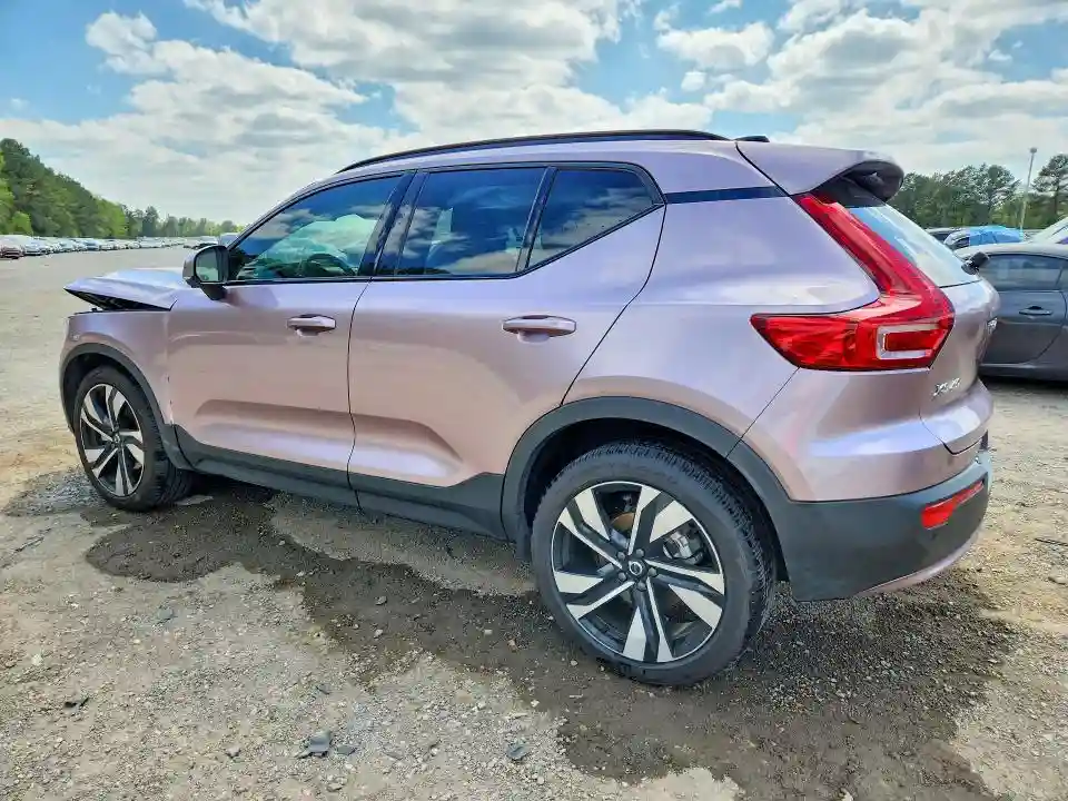 YV4L12UM5S2478728 2025 VOLVO XC40-1