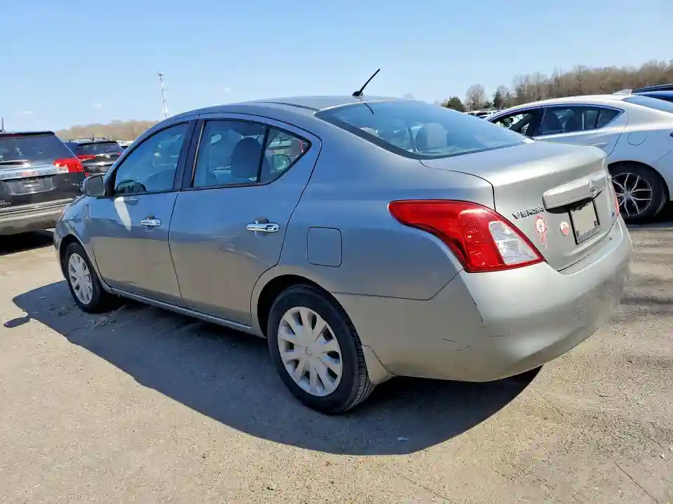 3N1CN7AP7CL936470 2012 NISSAN VERSA-1