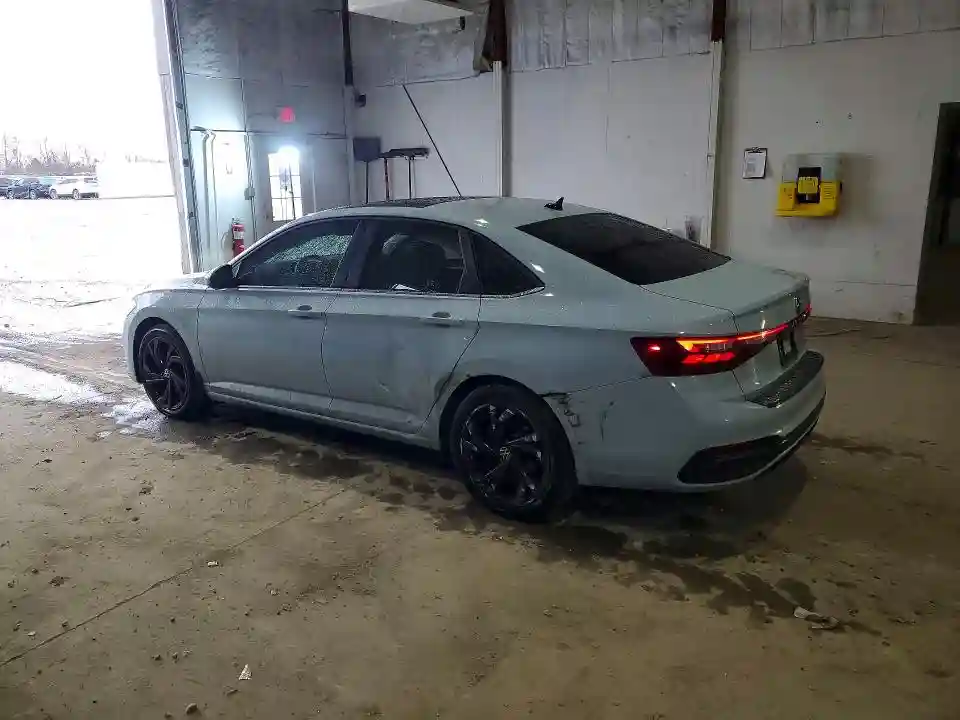 3VW7X7BU3SM075422 2025 VOLKSWAGEN JETTA-1