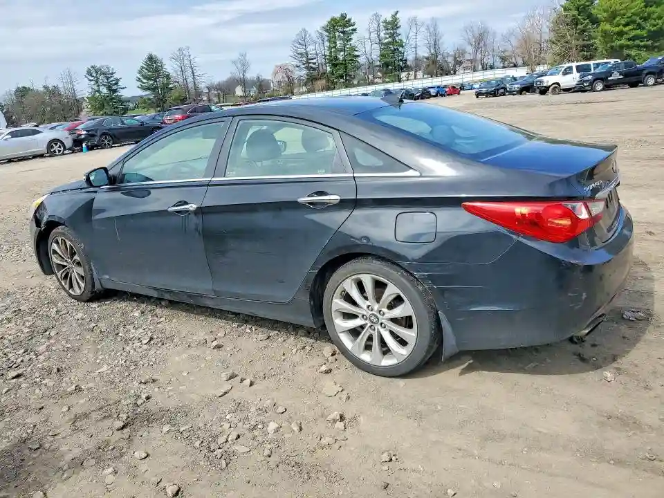5NPEC4AB1DH575253 2013 HYUNDAI SONATA-1