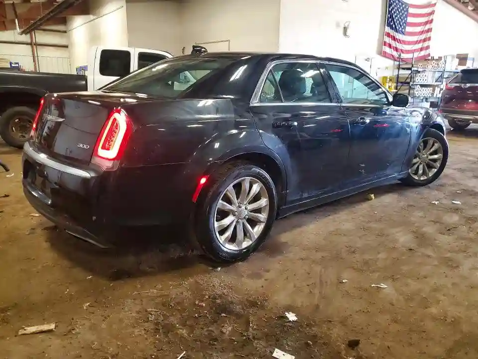 2C3CCARG7HH571491 2017 CHRYSLER 300-2