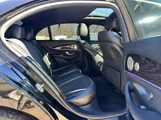WDDZF4KBXHA053876 2017 MERCEDES-BENZ E-CLASS-4