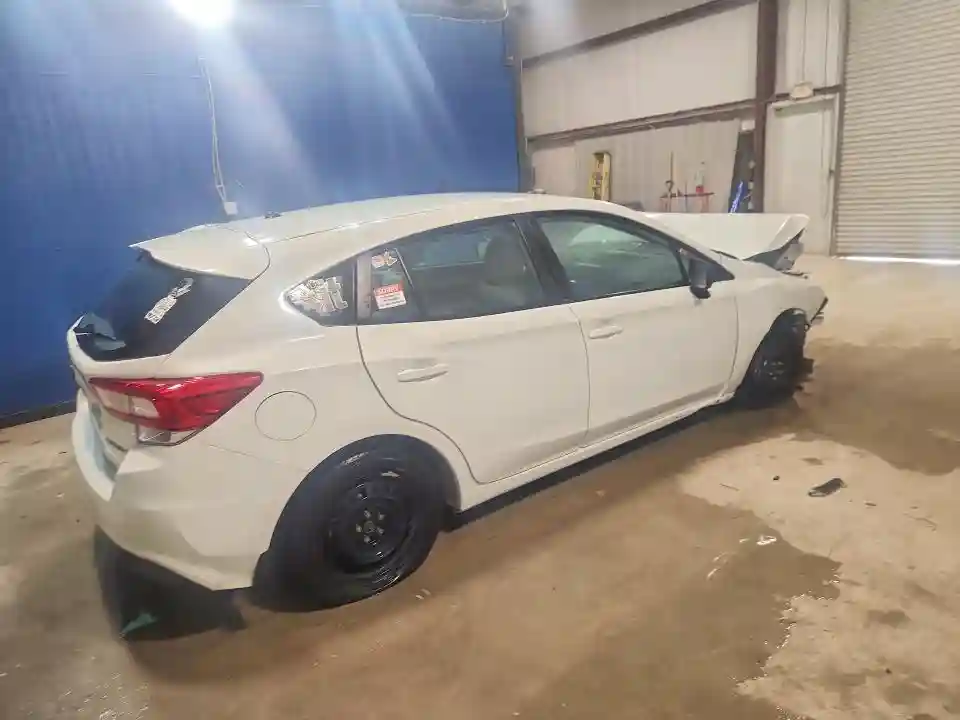 4S3GTAA65K3759548 2019 SUBARU IMPREZA-2