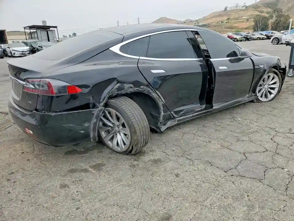 5YJSA1E16GF157962 2016 TESLA MODEL S-2