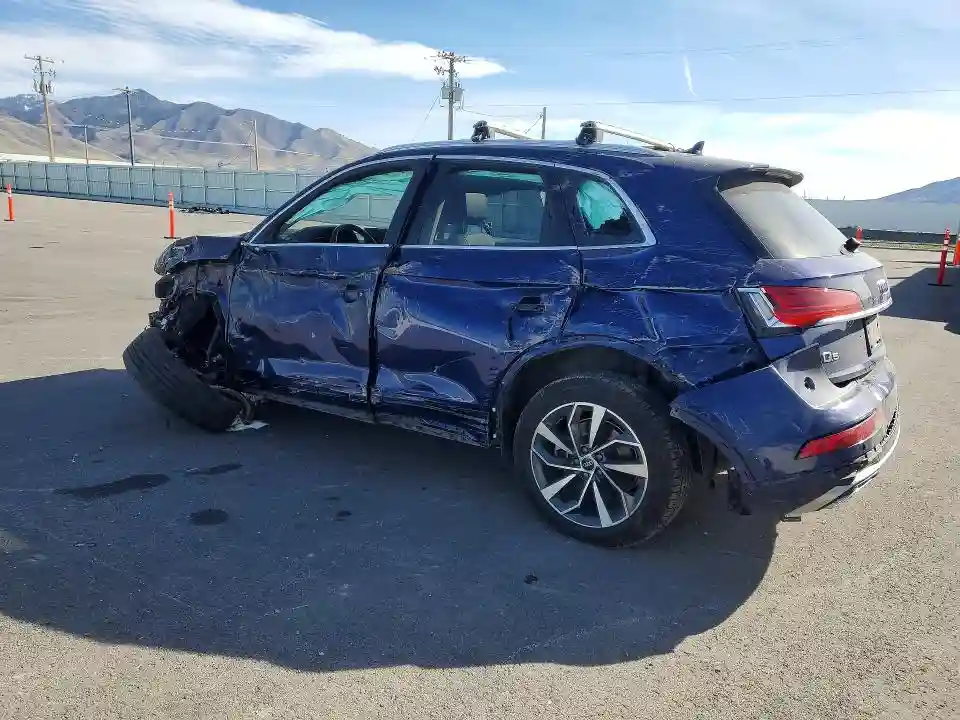 WA1EAAFYXN2122375 2022 AUDI Q5-1