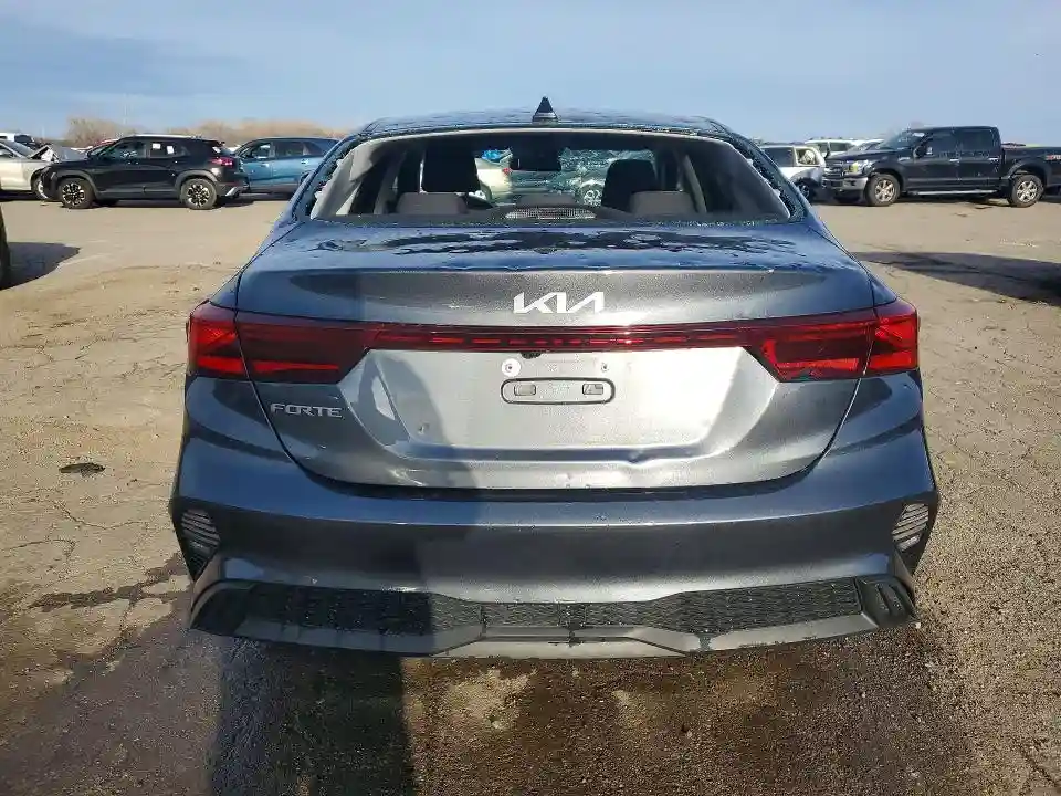 3KPF24AD2NE448543 2022 KIA FORTE-5