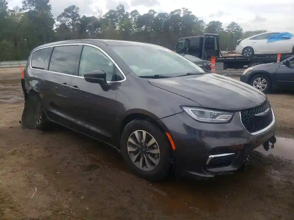 2C4RC1L7XNR121189 2022 CHRYSLER PACIFICA-3