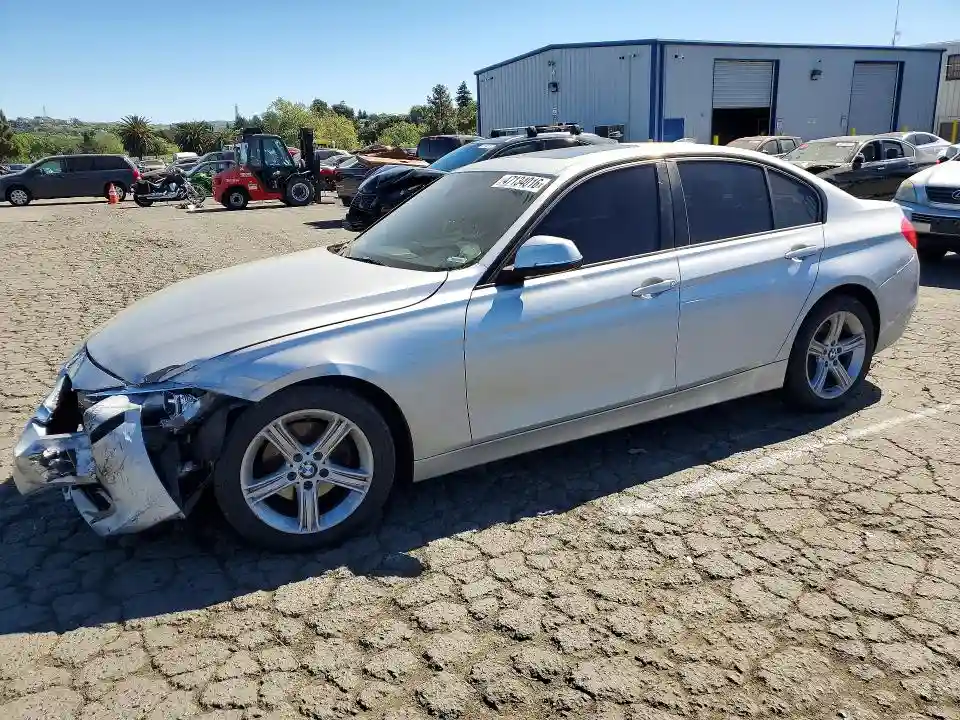 WBA3A5C5XDF359578 2013 BMW 3 SERIES-0