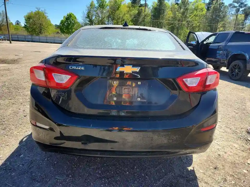 1G1BC5SM2J7127198 2018 CHEVROLET CRUZE-5
