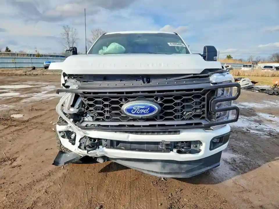1FT8W2BN7REC58084 2024 FORD F250-4