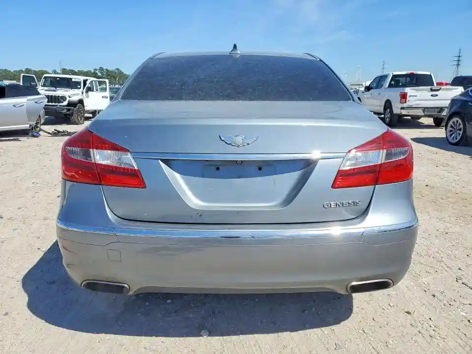 KMHGC4DD9EU265876 2014 HYUNDAI GENESIS-4