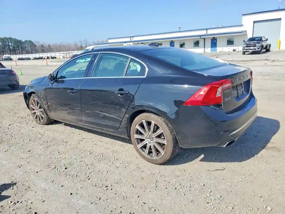 LYV402TK8HB138457 2017 VOLVO S60-1