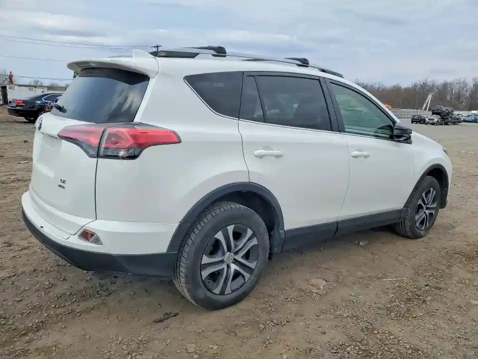 JTMBFREVXJJ718196 2018 TOYOTA RAV4-2