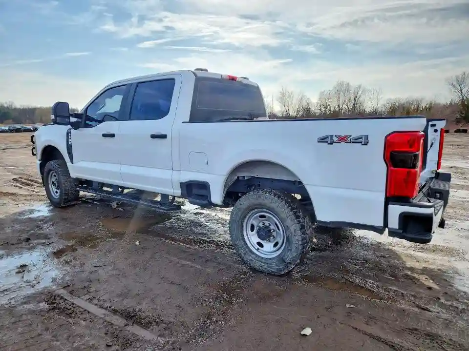 1FT8W2BN7REC58084 2024 FORD F250-1