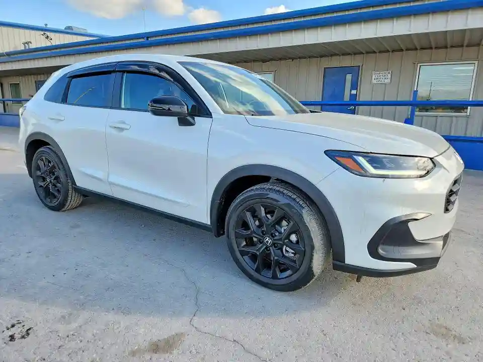 3CZRZ1H53SM750182 2025 HONDA HR-V-3