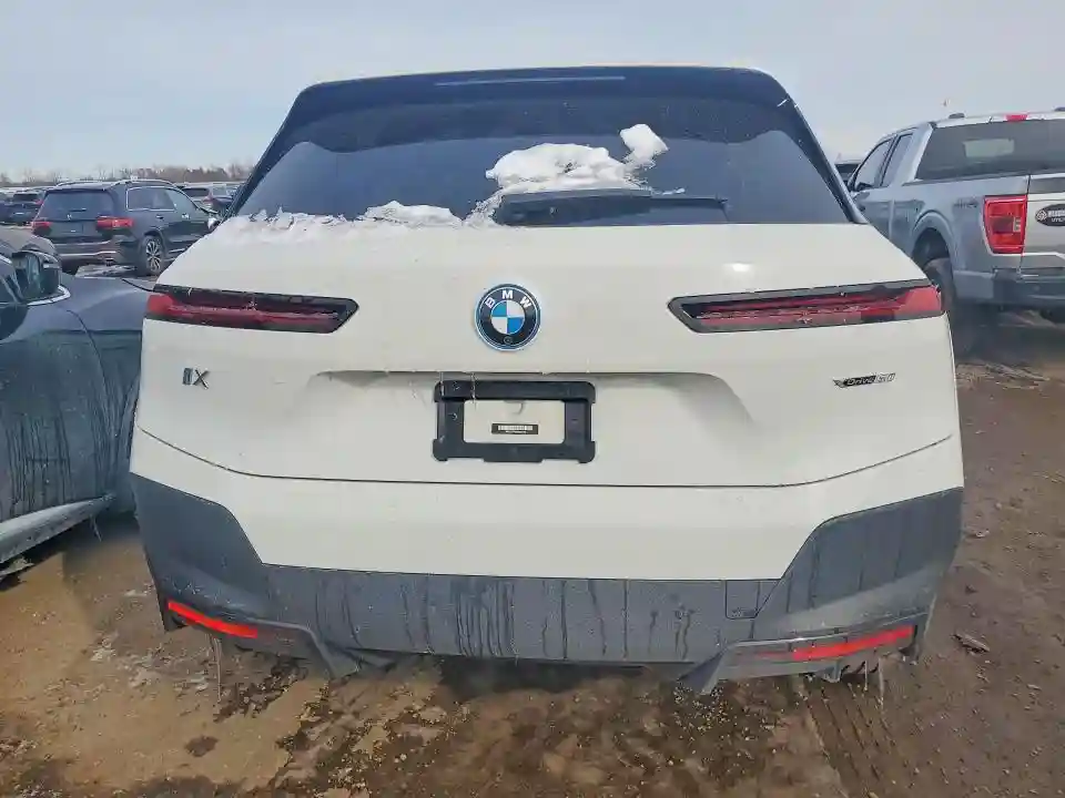 WB523CF08PCM08193 2023 BMW ALL OTHER-5