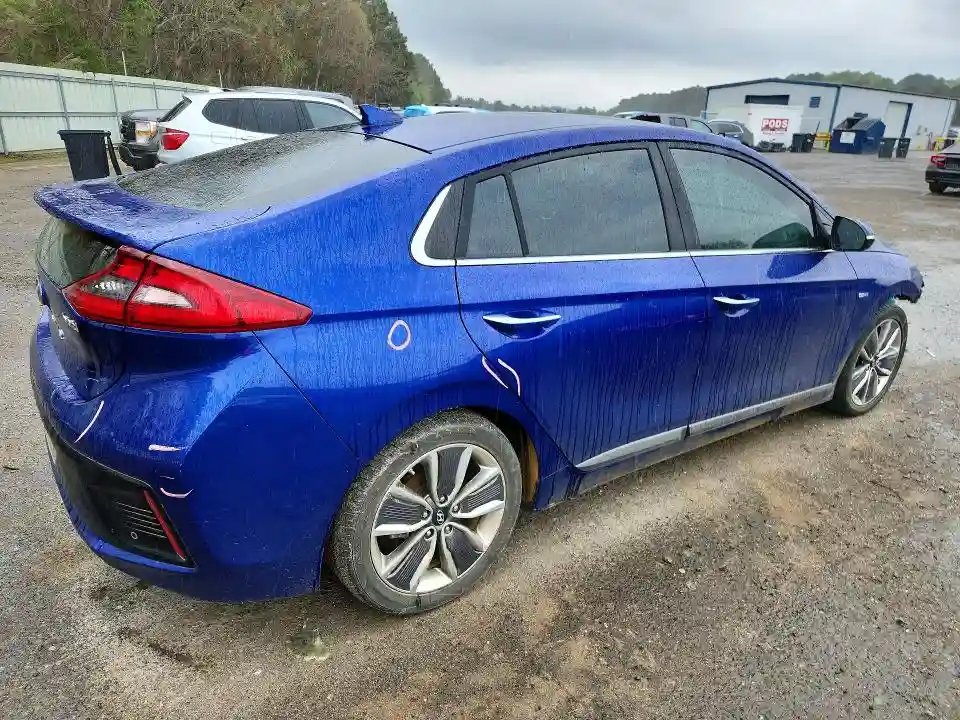 KMHC05LCXKU129595 2019 HYUNDAI IONIQ HYBRID-2