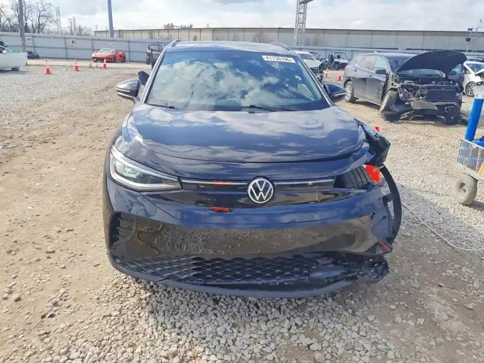 1V25MPE81PC018726 2023 VOLKSWAGEN ALL OTHER-4