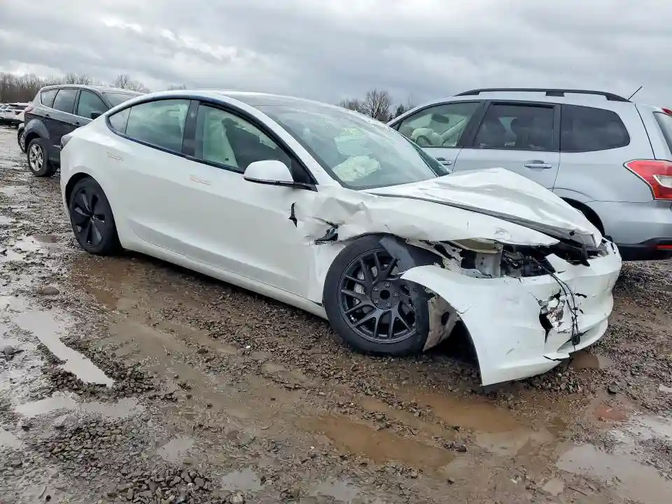 5YJ3E1EA4RF746441 2024 TESLA MODEL 3-3