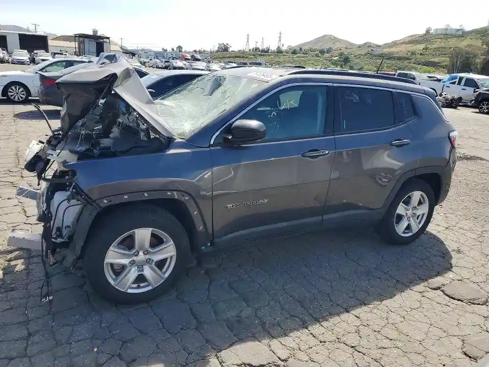 3C4NJCBB1NT214282 2022 JEEP COMPASS-0