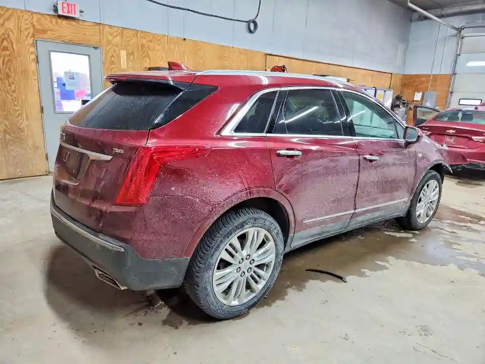1GYKNERS2HZ113302 2017 CADILLAC XT5-2