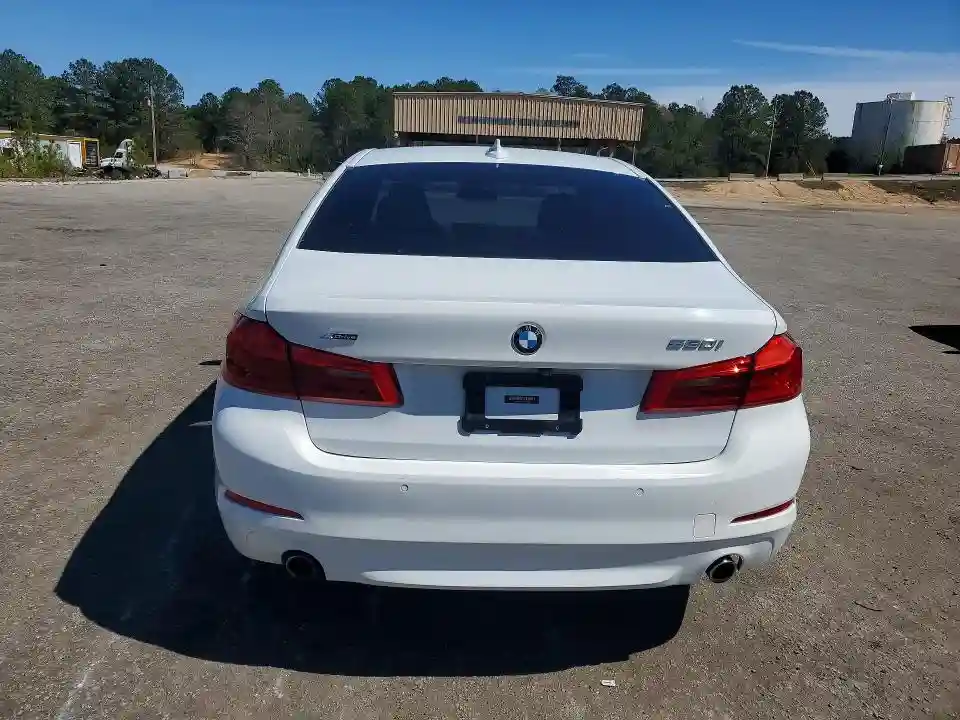 WBAJA7C57JWC76000 2018 BMW 5 SERIES-5