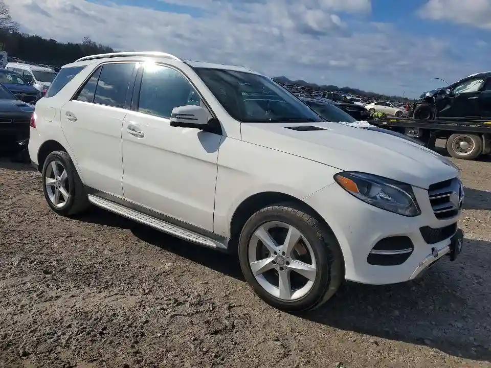 4JGDA5HB2GA751862 2016 MERCEDES-BENZ GLE-3
