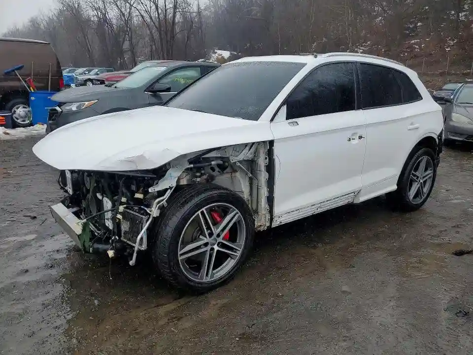 WA1A4AFY1J2202714 2018 AUDI SQ5-0