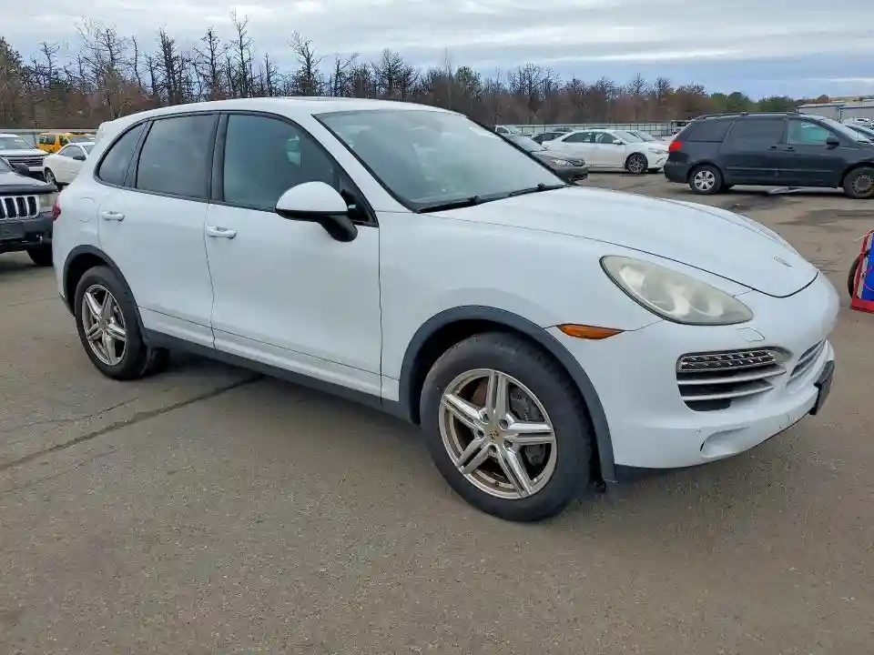 WP1AA2A23ELA90598 2014 PORSCHE CAYENNE-3
