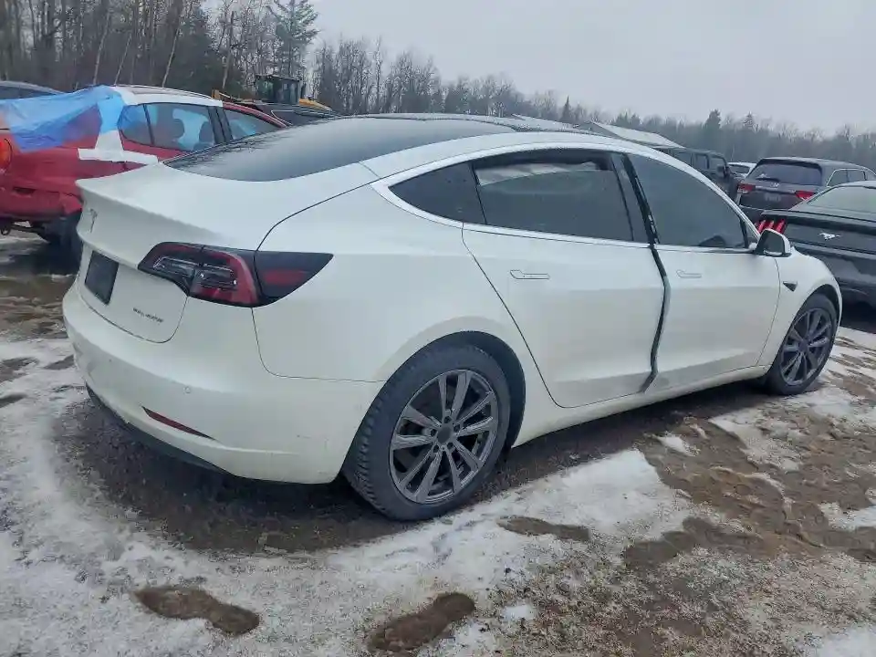 5YJ3E1EB8NF255356 2022 TESLA MODEL 3-2
