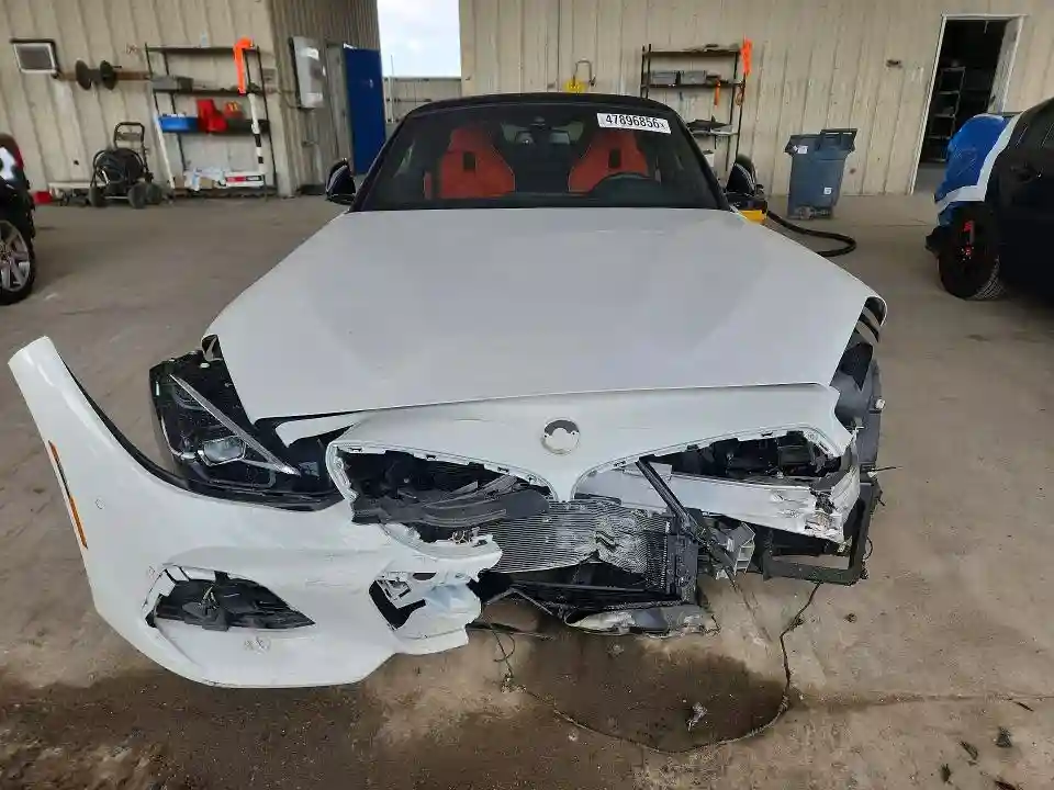 WBAHF3C02PWY15707 2023 BMW Z4-4