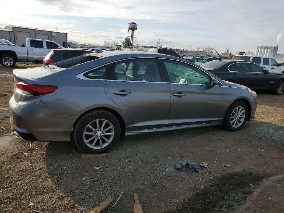 5NPE24AF8JH728485 2018 HYUNDAI SONATA-2