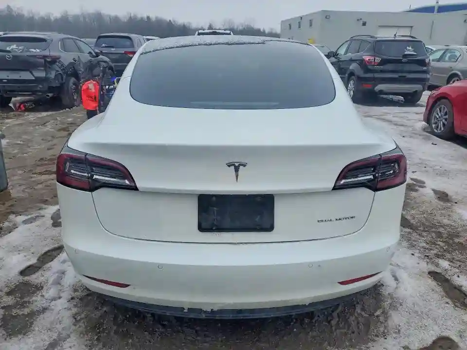 5YJ3E1EB8NF255356 2022 TESLA MODEL 3-5