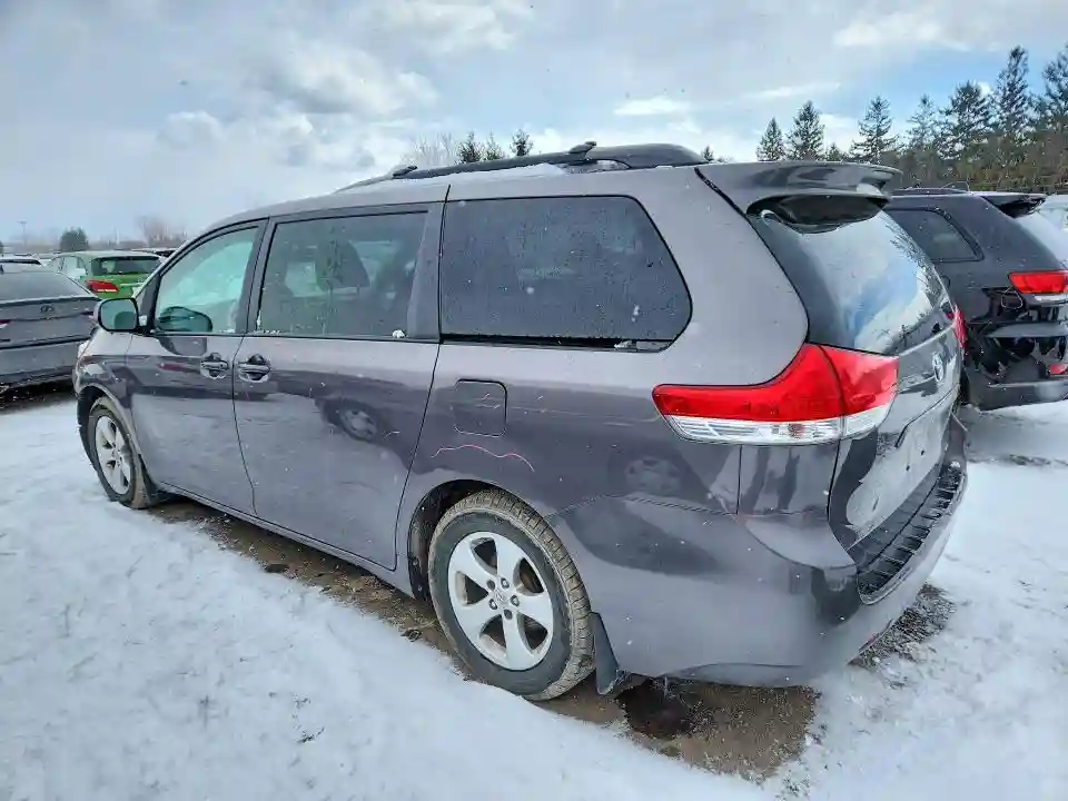 5TDKK3DC8ES476963 2014 TOYOTA SIENNA-1