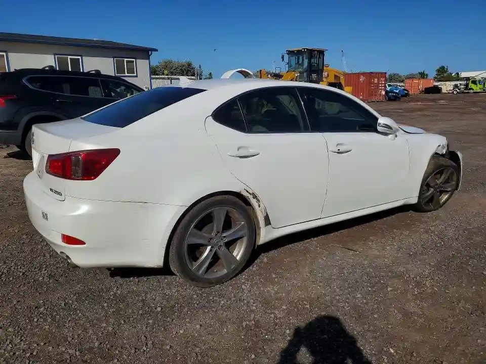JTHBF5C24C5172605 2012 LEXUS IS-2