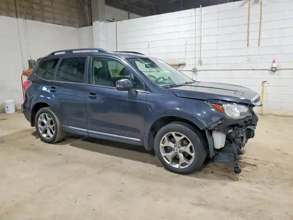 JF2SJAWC0JH465461 2018 SUBARU FORESTER-3