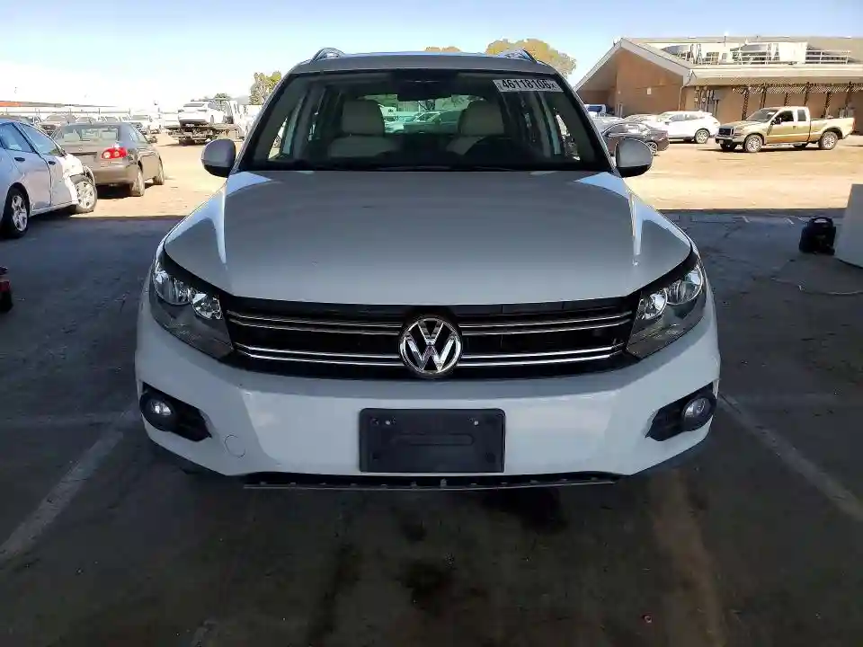WVGAV7AX7FW569715 2015 VOLKSWAGEN TIGUAN-4