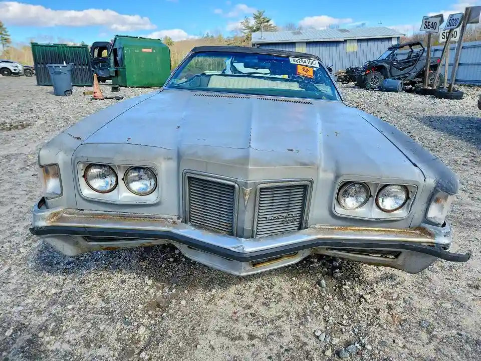 00002L67R2P362521 1972 PONTIAC CATALINA-4