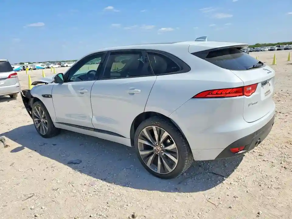 SADCL2BV6HA062151 2017 JAGUAR F-PACE-1
