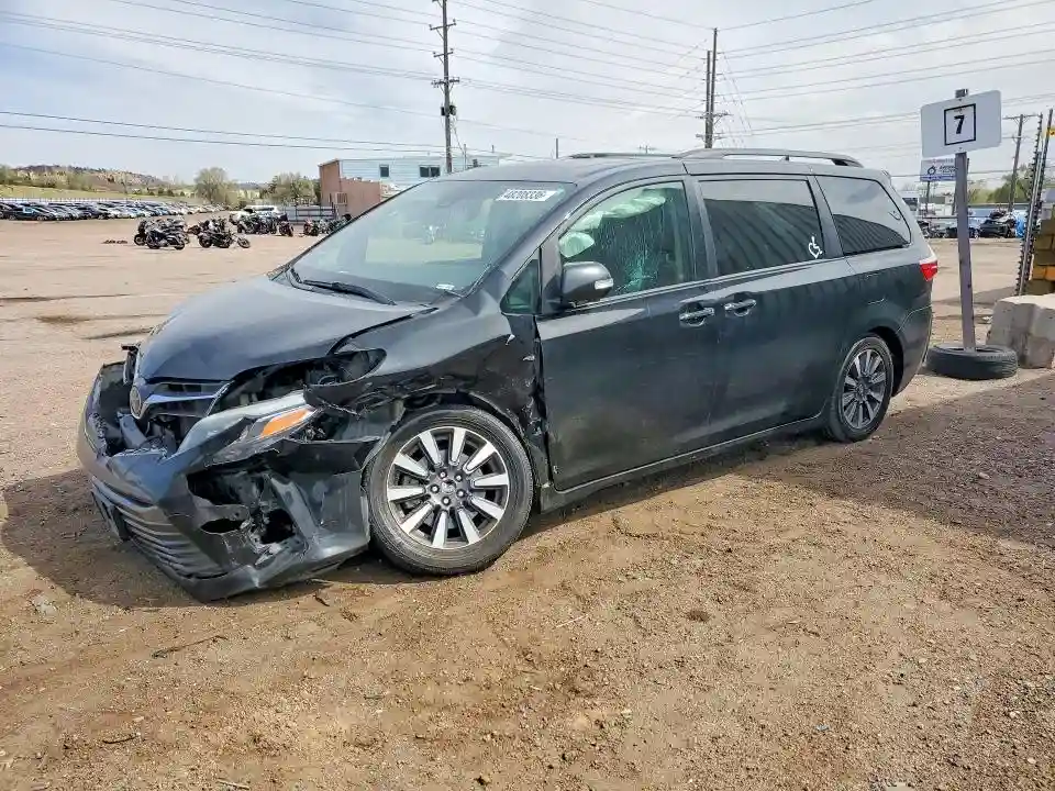 5TDDZ3DC4KS223803 2019 TOYOTA SIENNA-0