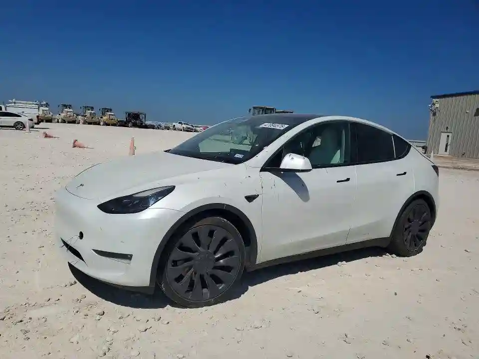 5YJYGDEF7MF306106 2021 TESLA MODEL Y-0