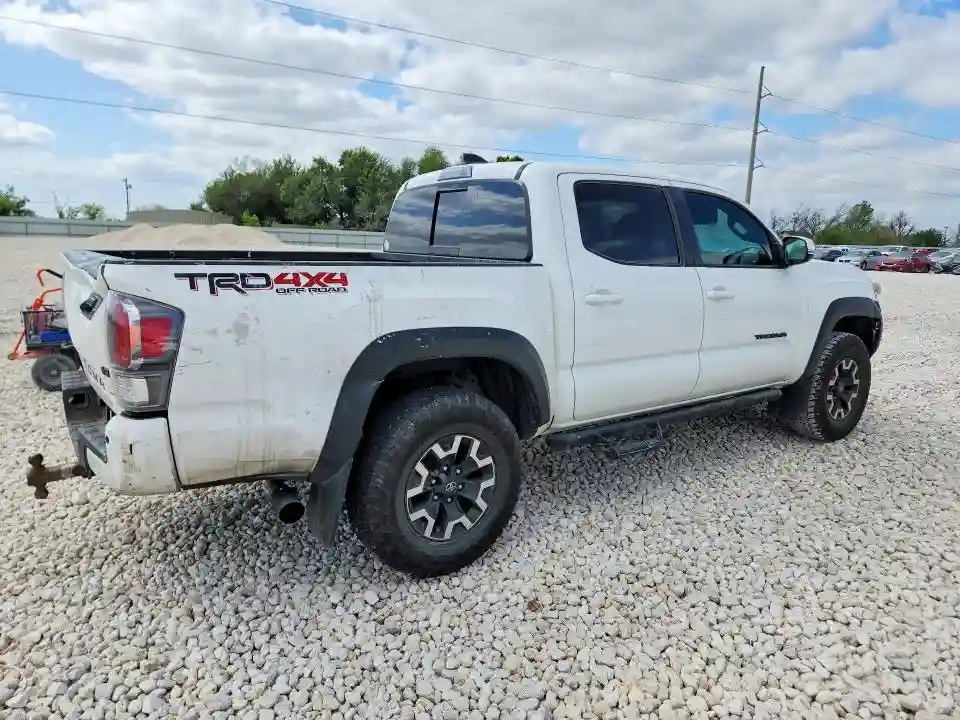 3TYCZ5AN2PT160290 2023 TOYOTA TACOMA-2