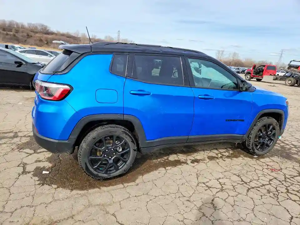 3C4NJDBN8RT599460 2024 JEEP COMPASS-2