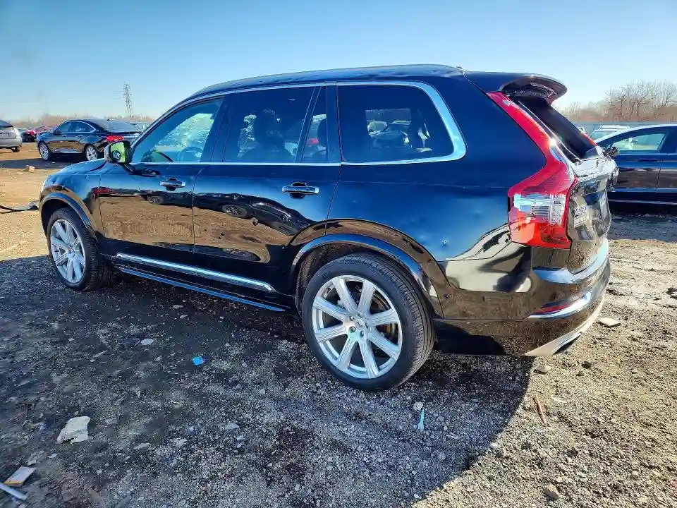 YV4A22PN8G1003354 2016 VOLVO XC90-1