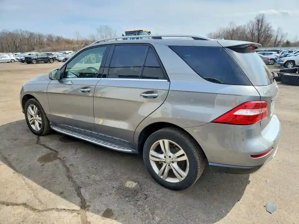 4JGDA0EB0FA518018 2015 MERCEDES-BENZ M-CLASS-1