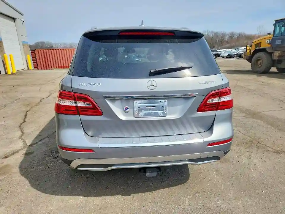 4JGDA0EB0FA518018 2015 MERCEDES-BENZ M-CLASS-5