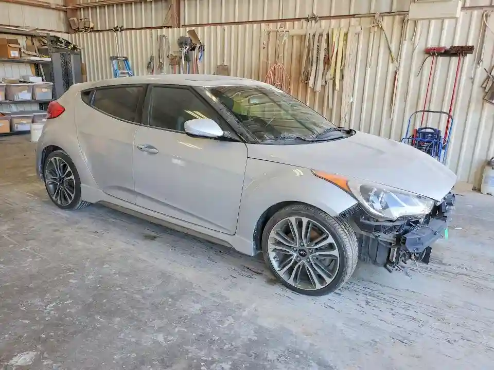 KMHTC6AE9GU300314 2016 HYUNDAI VELOSTER-3