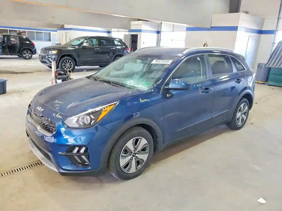 KNDCB3LC5N5535172 2022 KIA NIRO-0
